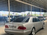 Mercedes E 240-6