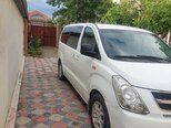 Hyundai H-1-2