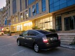 Toyota Prius-2