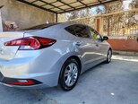 Hyundai Elantra-5