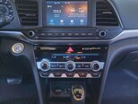 Hyundai Elantra-11