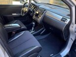 Nissan Tiida-13