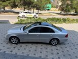 Mercedes E 220-4