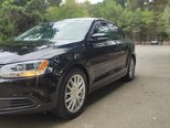 Volkswagen Jetta-2