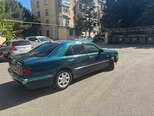 Mercedes E 200-3