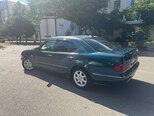 Mercedes E 200-5