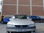 Opel Vectra-3