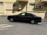 Mercedes E 230-7