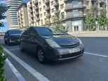 Toyota Prius-2
