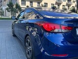 Hyundai Elantra-10