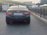 Hyundai Elantra-3