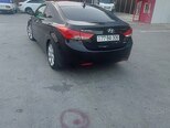 Hyundai Elantra-4