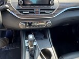 Nissan Altima-10