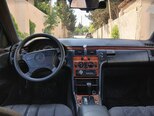Mercedes E 230-2