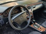 Mercedes E 230-4