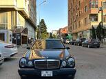 Mercedes E 240-3