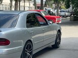 Mercedes E 240-8