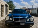 Mercedes E 230-1