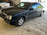 Mercedes E 200-2