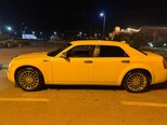 Chrysler 300C-9