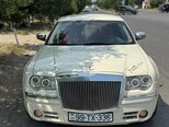 Chrysler 300C-8