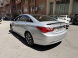 Hyundai Sonata-2