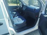 Ford Transit Connect-12