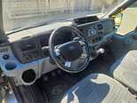 Ford Transit-8