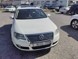 Volkswagen Passat-1