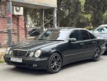 Mercedes E 280-3