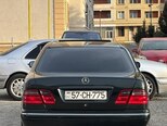 Mercedes E 280-10