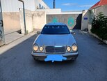 Mercedes E 230-1