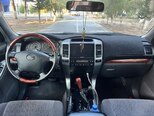 Toyota Land Cruiser Prado-11