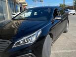 Hyundai Sonata-2