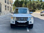 Mitsubishi Pajero-1