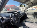 Toyota Prius-8