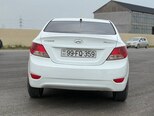 Hyundai Accent-5