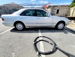 Mercedes E 220-2