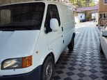Ford Transit-4