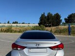 Hyundai Elantra-2
