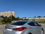 Hyundai Elantra-8