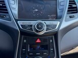 Hyundai Elantra-15