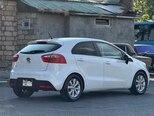 Kia Rio-10