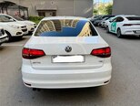 Volkswagen Jetta-6