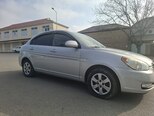 Hyundai Accent-6