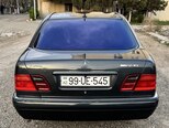 Mercedes E 200-2