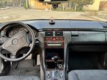 Mercedes E 200-7