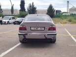 BMW 528-2