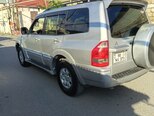 Mitsubishi Pajero-5