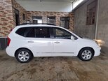 Kia Carens-6